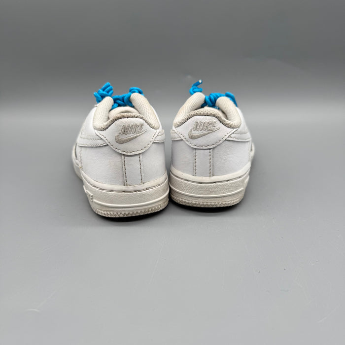 Nike / Air Force 1 / Running Shoes / US10