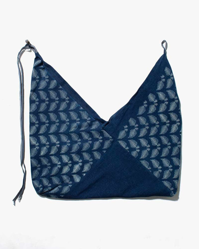 Aizawa Indigo Tsuno Bag, Leaves