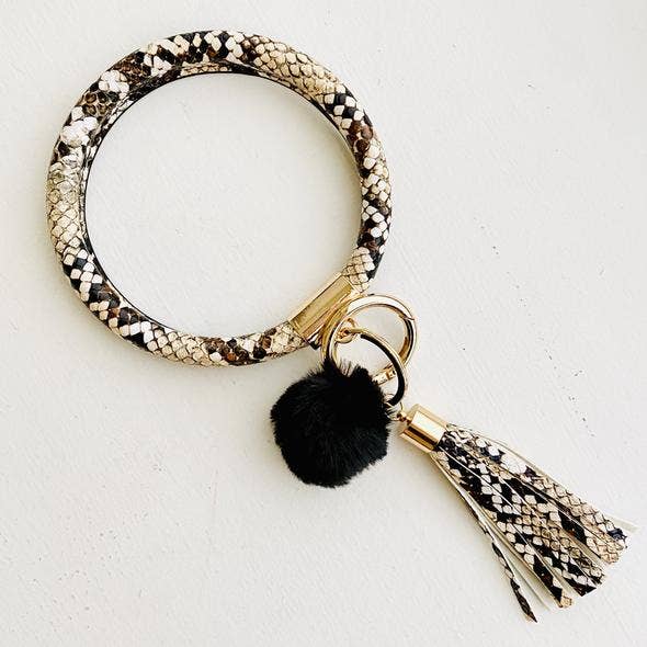 Bangle Key Chain Pom Leopard