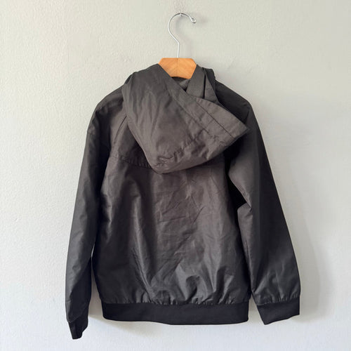 Nike / Black windbreaker / 5-6Y