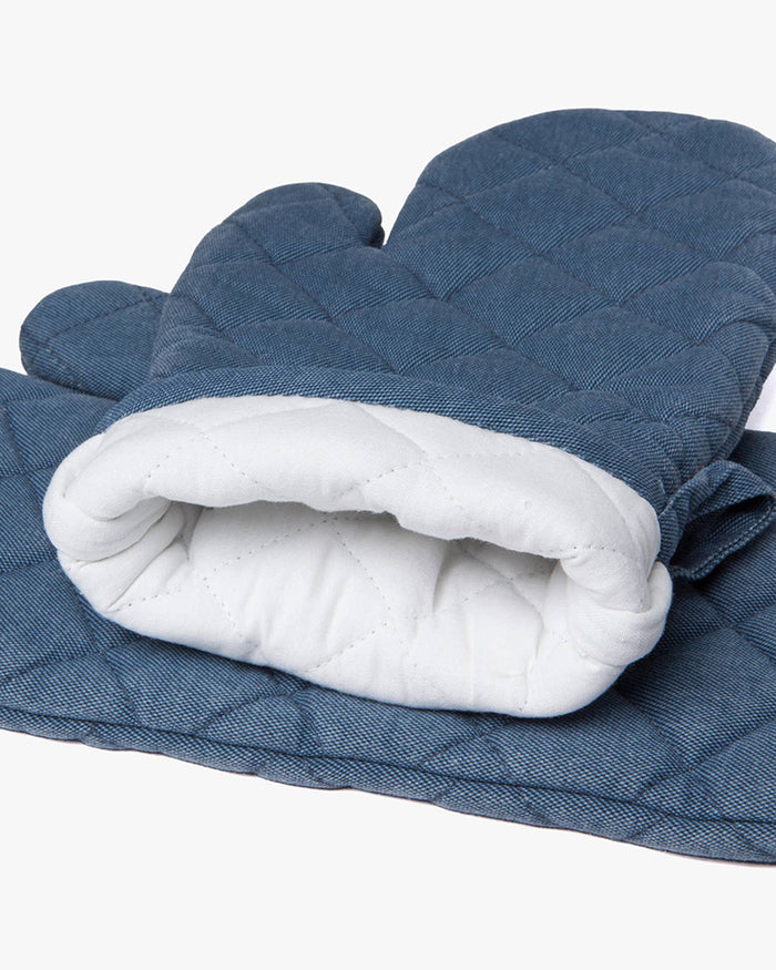 Danica Heirloom, Stonewash Oven Mitt, Midnight