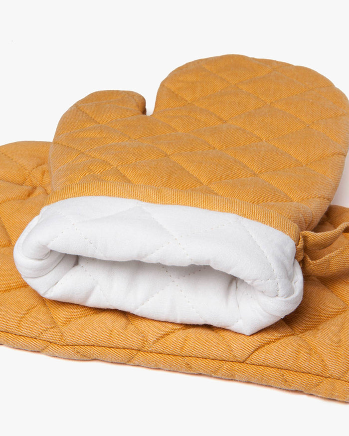 Danica Heirloom, Stonewash Oven Mitt, Ochre