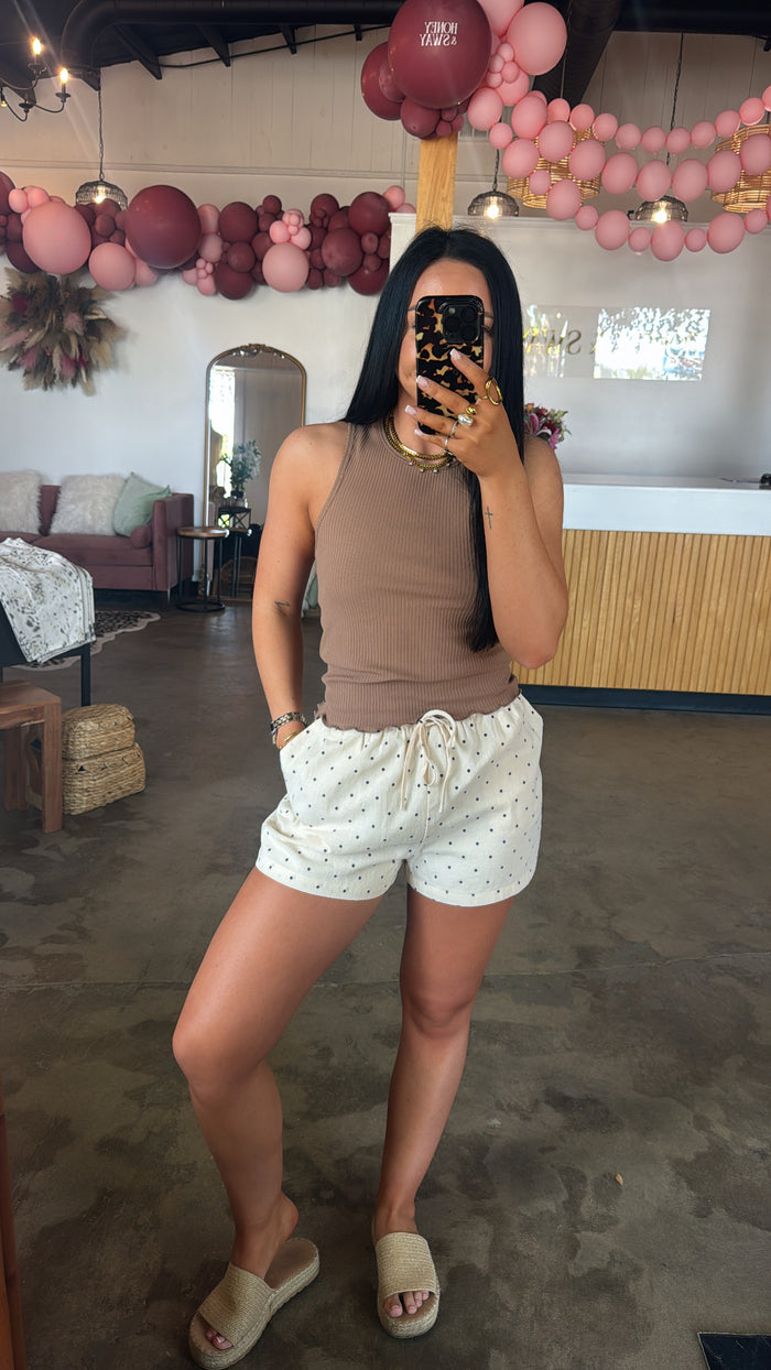 Dottie Darling Shorts - Cream