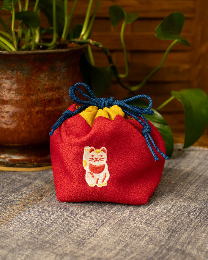 Embroidered Kinchaku, Miyamoto, Red Maneki Neko