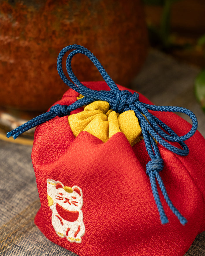 Embroidered Kinchaku, Miyamoto, Red Maneki Neko