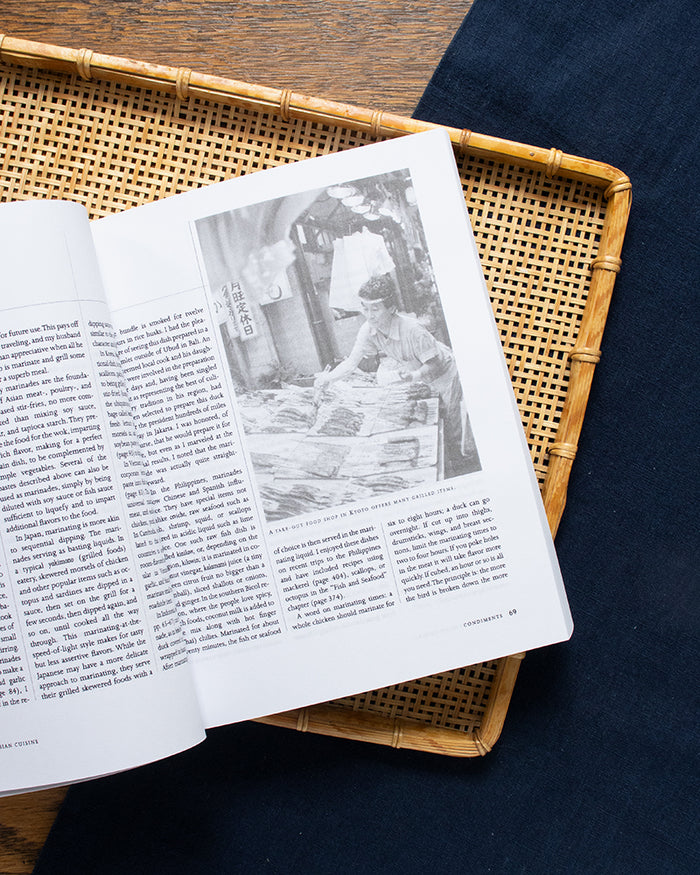 ENG: Essentials of Asian Cuisine by Corinne Trang