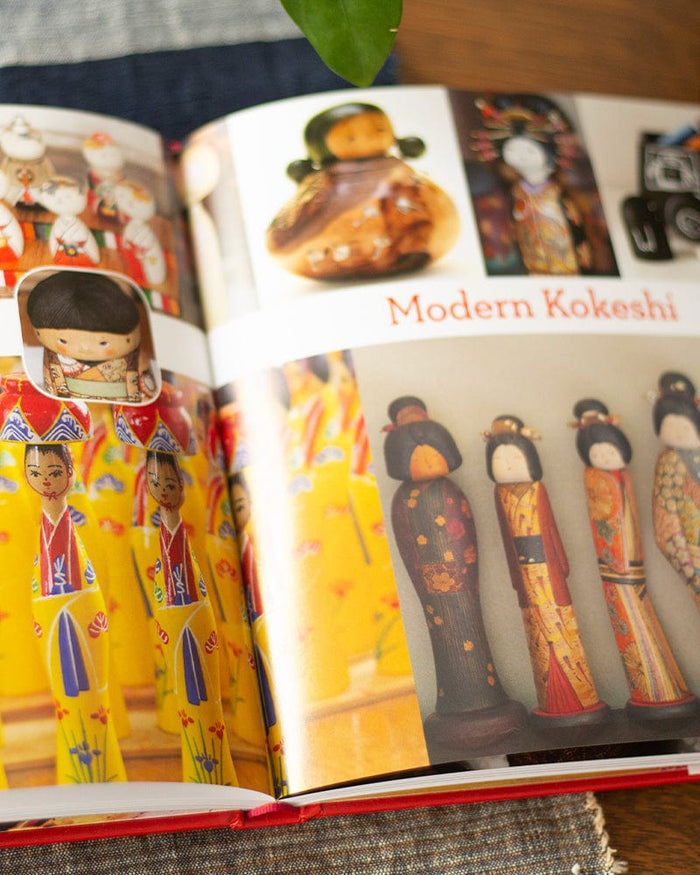 ENG: Japanese Kokeshi Dolls by Manami Okazaki