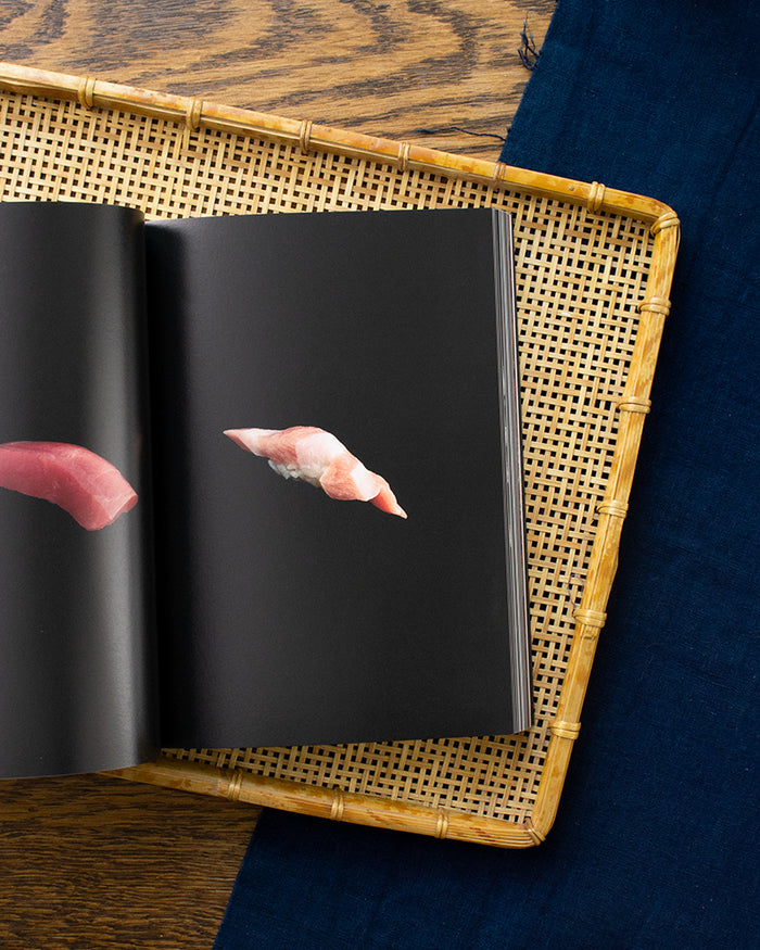 ENG/JPN: Sushi Secrets: A Japanese Master's Ultimate Guide by Seiichi Sakanishi