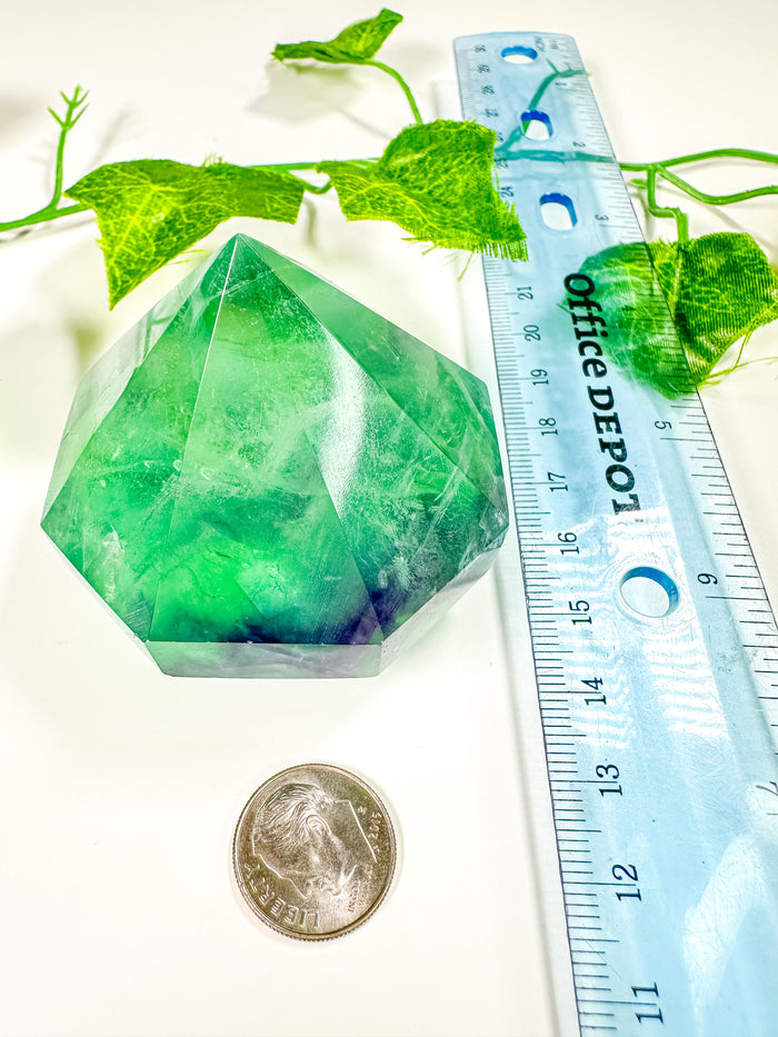 Green Emerald Fluorite Gem Cut Diamond (38F)