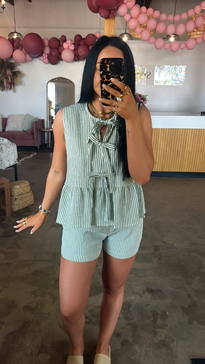 Honey Grove Striped Set