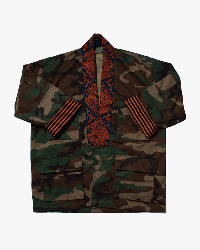 B - Red and Black Stripes / Medium