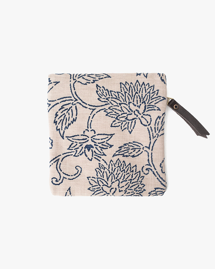 Kiriko Original Flat Zipper Pouch, Small, Cream Katazome
