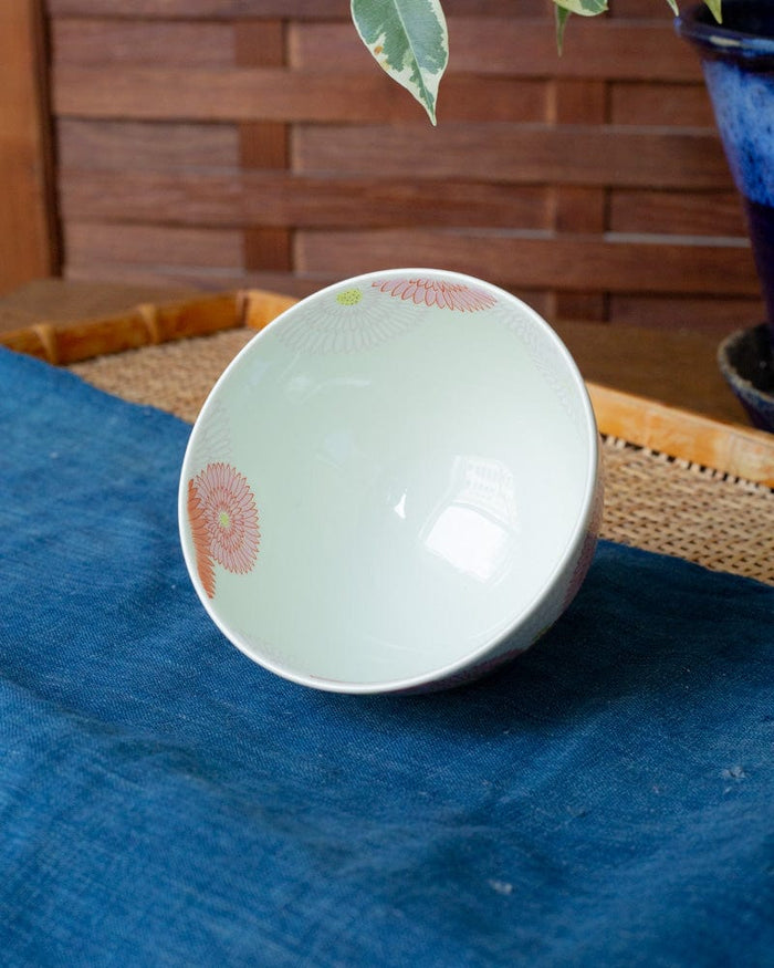 Kouraku Kiln Bowl, Chrysanthemum