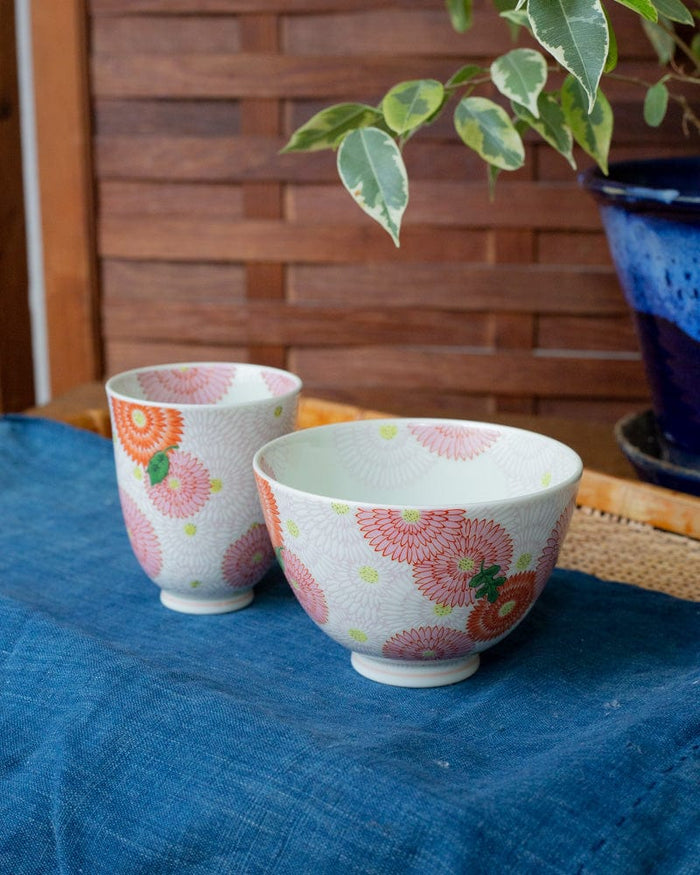 Kouraku Kiln Bowl, Chrysanthemum
