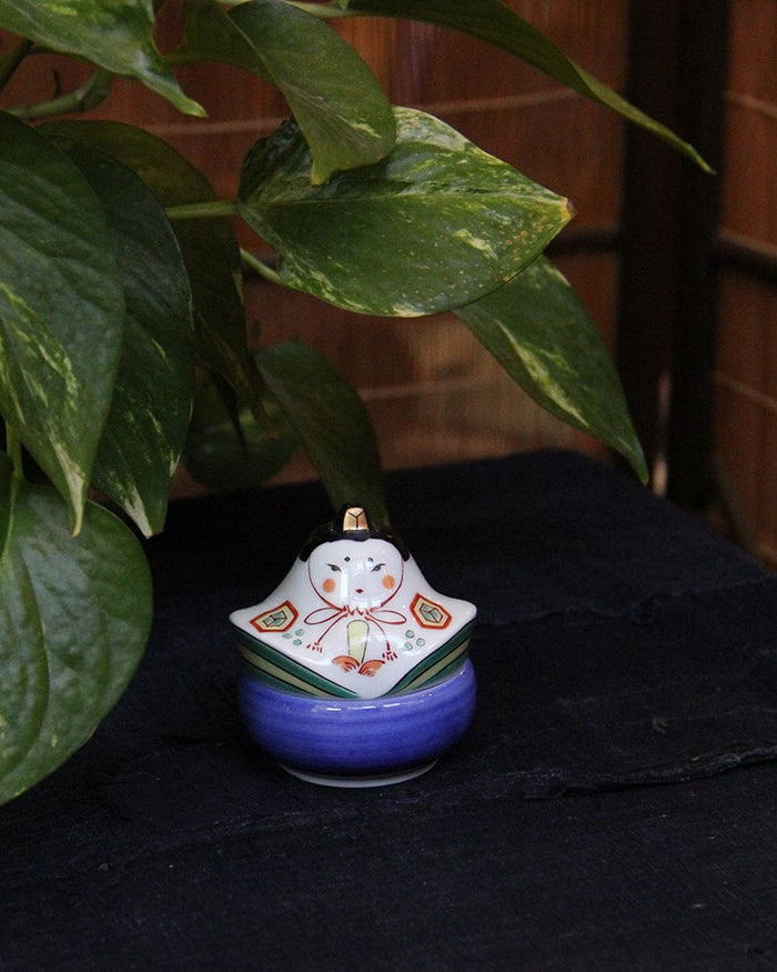 Kouraku Kiln Bowl with Lid, Girl's Day Emperor
