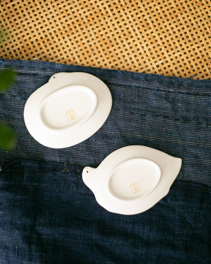 Kouraku Kiln Medium Plate with Morijio Mold, Tsuru and Kame Set