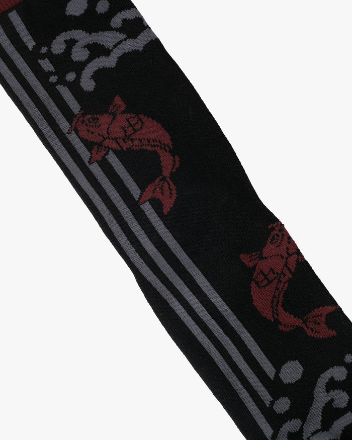 Kurochiku, Tabi Socks, Crew, Black, Gray and Red Koi - M/L