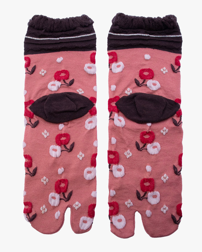 Kurochiku, Tabi Socks, Crew, Coral with Dark and Light Pink Flowers (S/M)