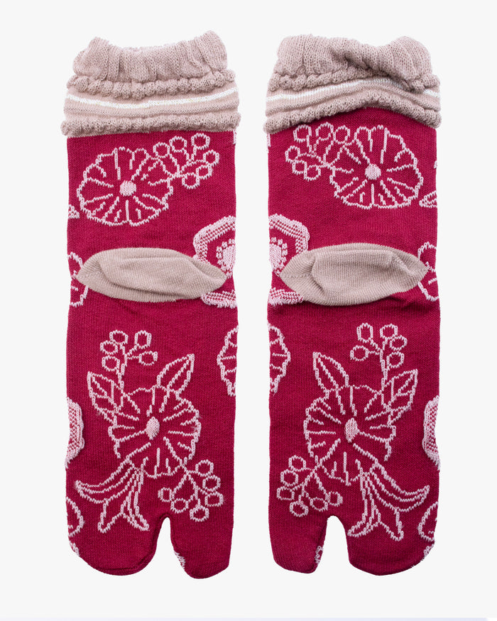 Kurochiku, Tabi Socks, Crew, Magenta with Light Pink Flowers (S/M)