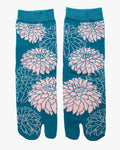 Kurochiku, Tabi Socks, Crew, Teal with Pink Flowers (S/M)
