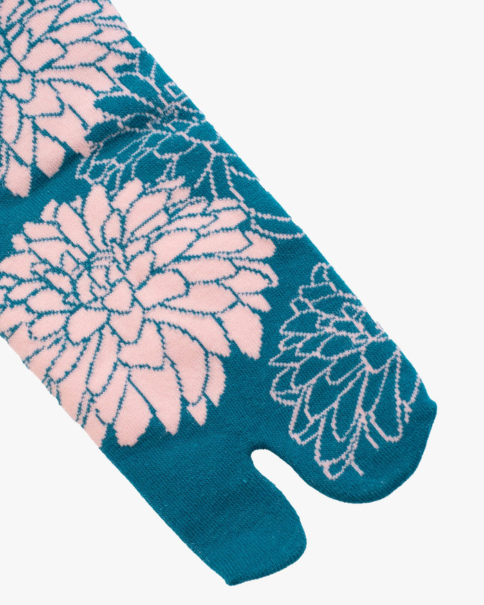 Kurochiku, Tabi Socks, Crew, Teal with Pink Flowers (S/M)