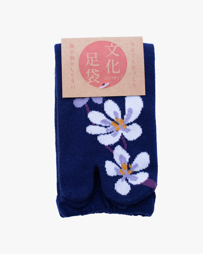 Kurochiku, Tabi Socks, Crew,Purple with Lavender and Yellow Flowers (S/M)