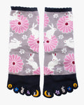 Kurochiku, Toe Socks, Crew, Grey with Pink and White Flowers (S/M)