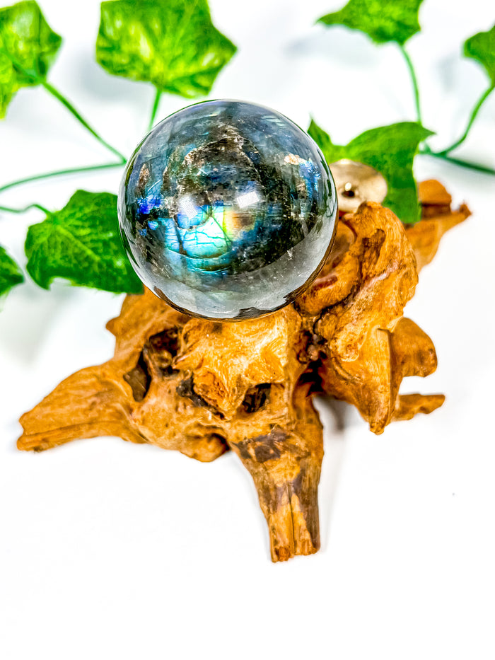 Labradorite Sphere (25H)