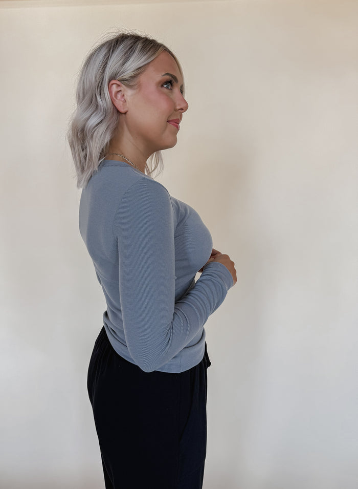 Long Sleeve Basic in Blue