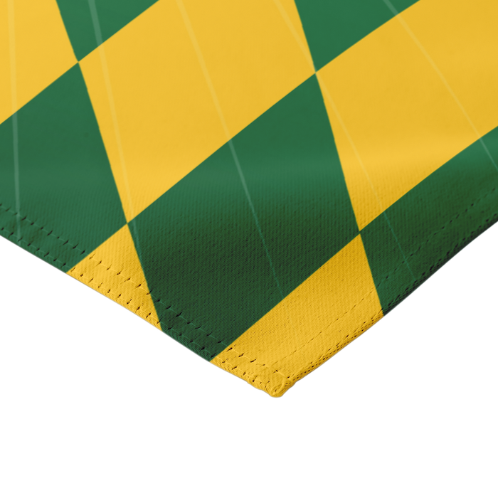 Maryland_flag_Irish_Claddagh_Garden_Fla_Closeup_Mockup.png
