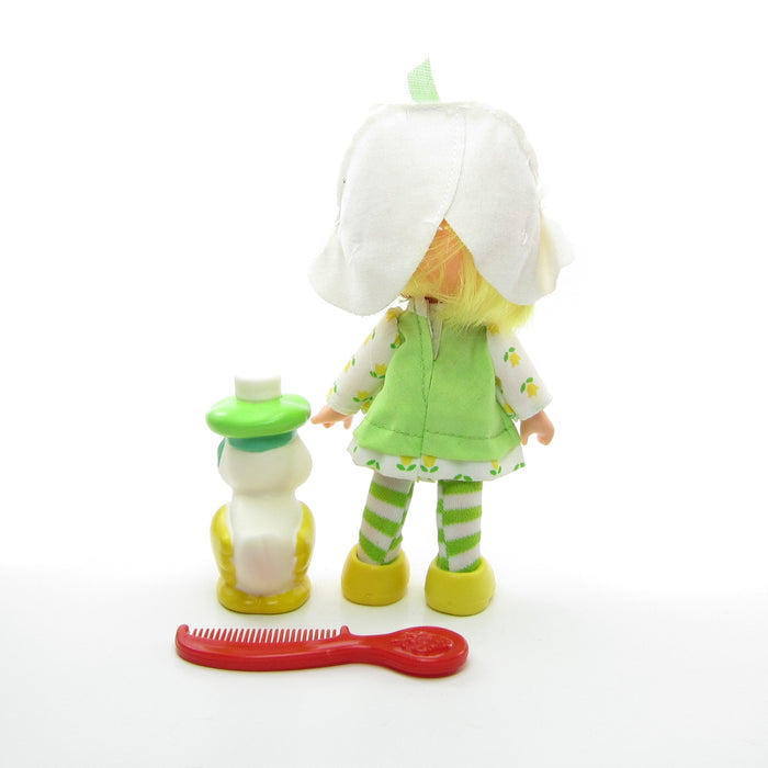 Mint Tulip Strawberry Shortcake doll with Marsh Mallard pet