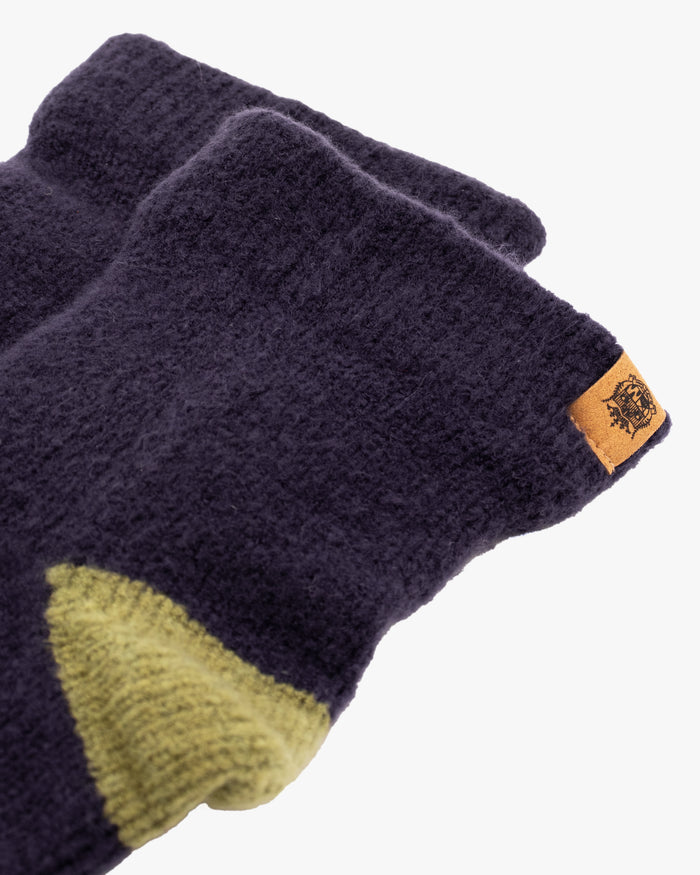 Room Socks, Bisque, Tehtava, Navy with Green Accents
