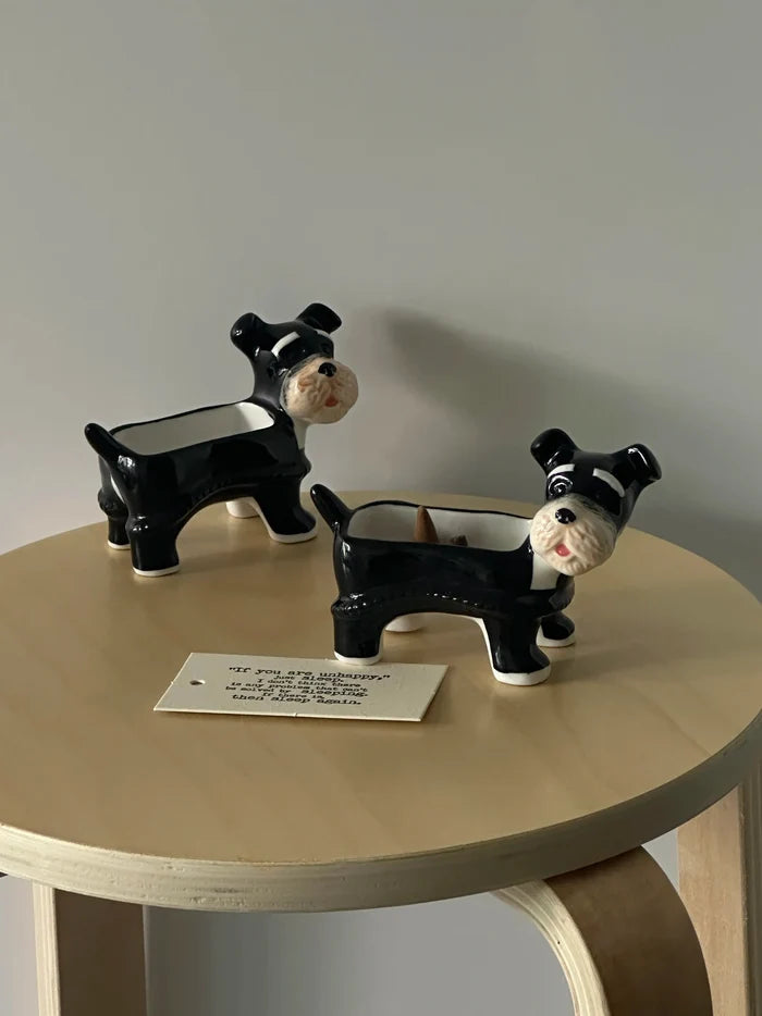 Schnazuer Incense Holder