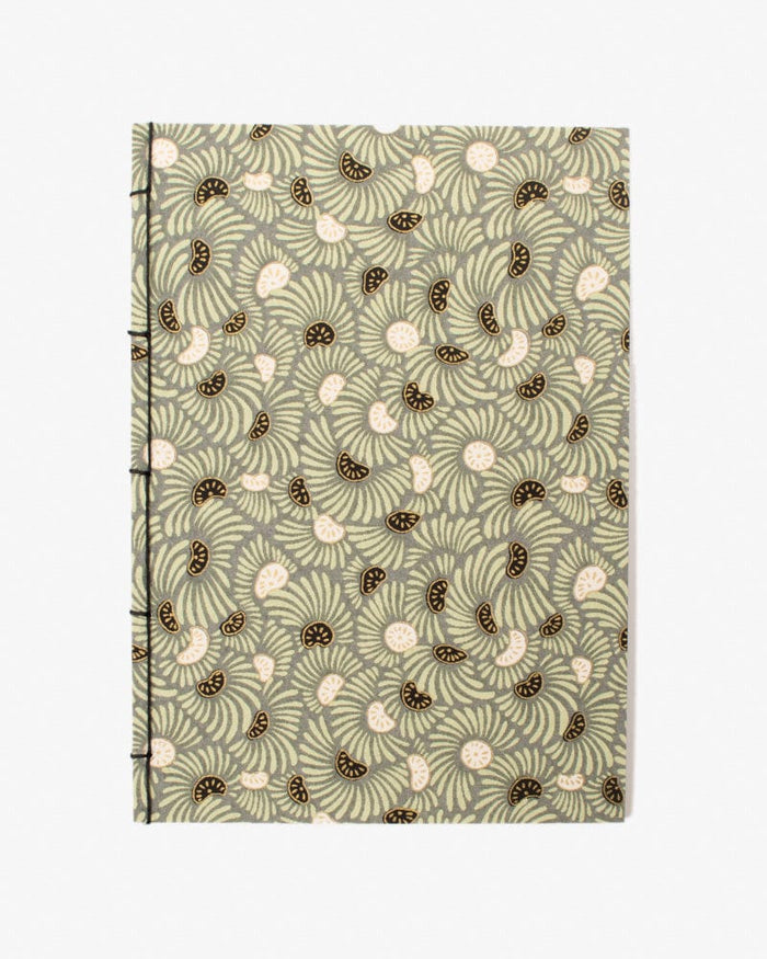 Shogado Watoji Notebook, Ginger Series, Flower Gray (L)