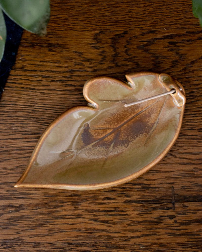 Shoyeido Incense Holder, Leaf, Desert Sage