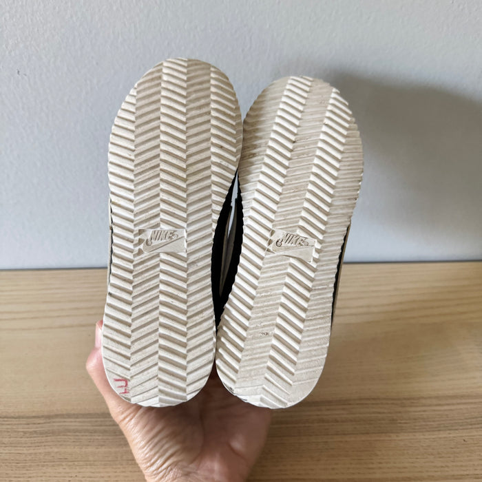 Nike / Sneaker / US13