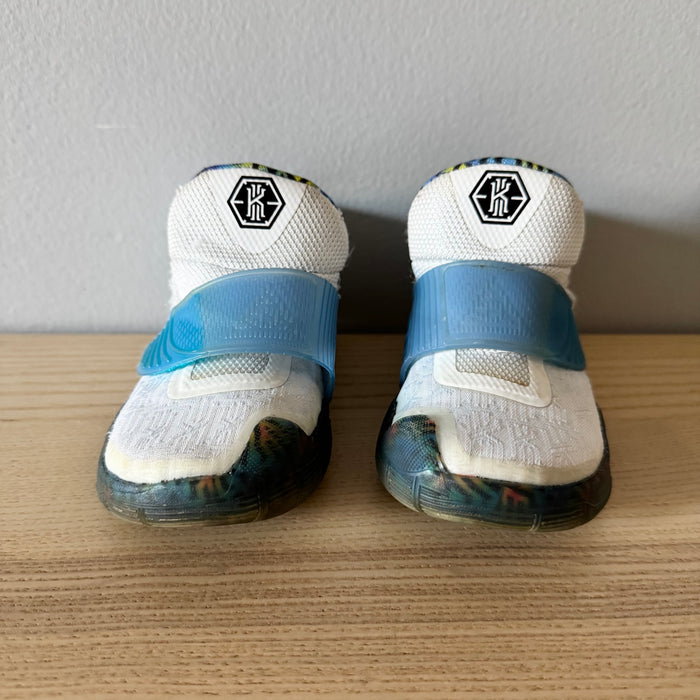Nike / Sneaker / US8