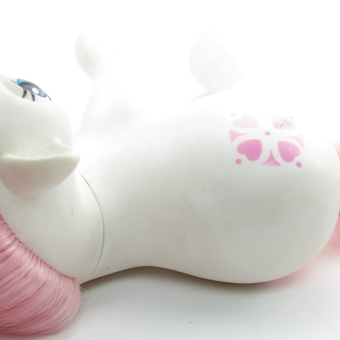 White Sundance My Little Pony with brown surface dirt