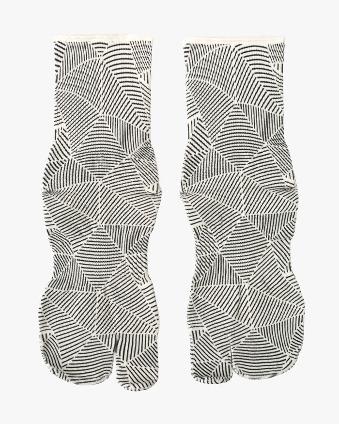 Tabi Socks, Wasi Wasi, Geometric Black