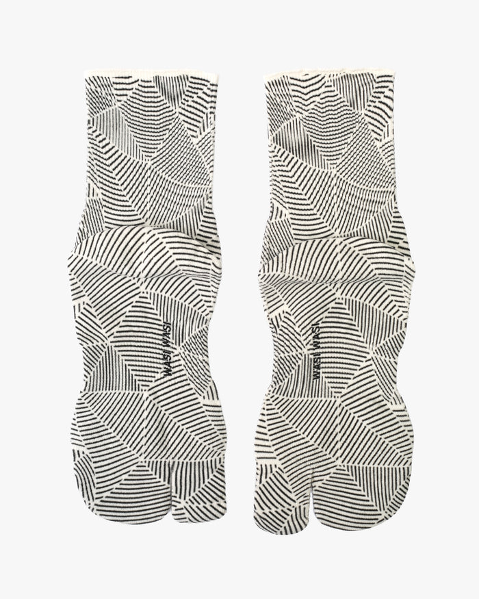 Tabi Socks, Wasi Wasi, Geometric Black