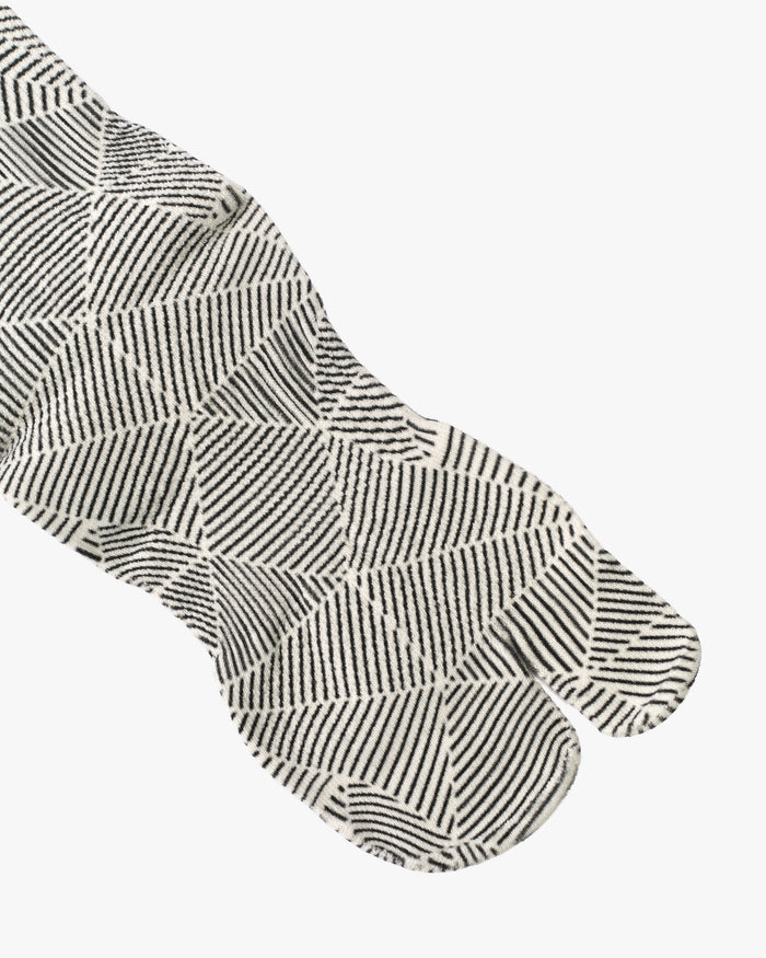 Tabi Socks, Wasi Wasi, Geometric Black