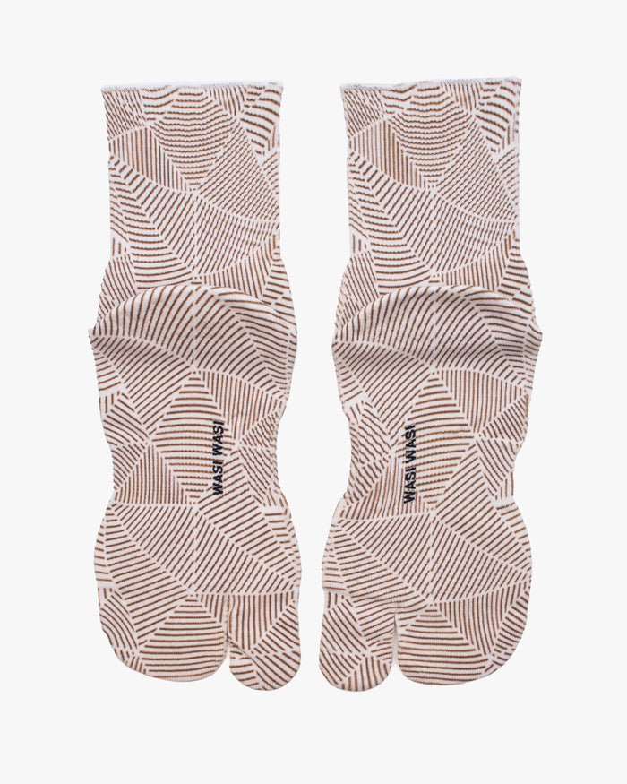 Tabi Socks, Wasi Wasi, Geometric Brown