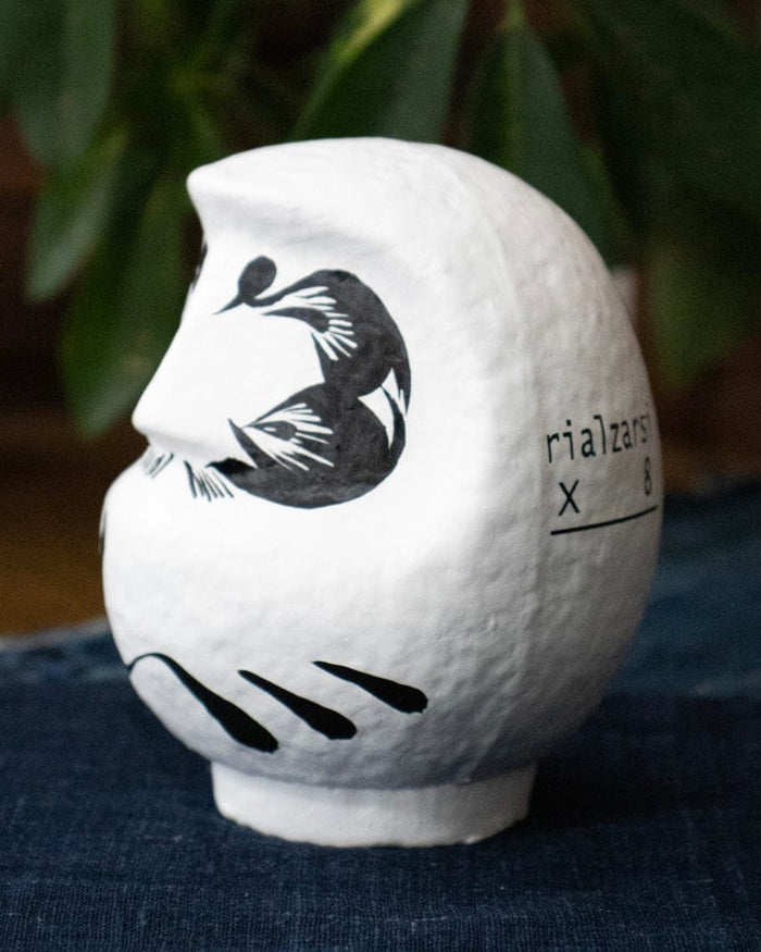 Takasaki Daruma, Designer's Series (Seven Downs & Eight Ups), White