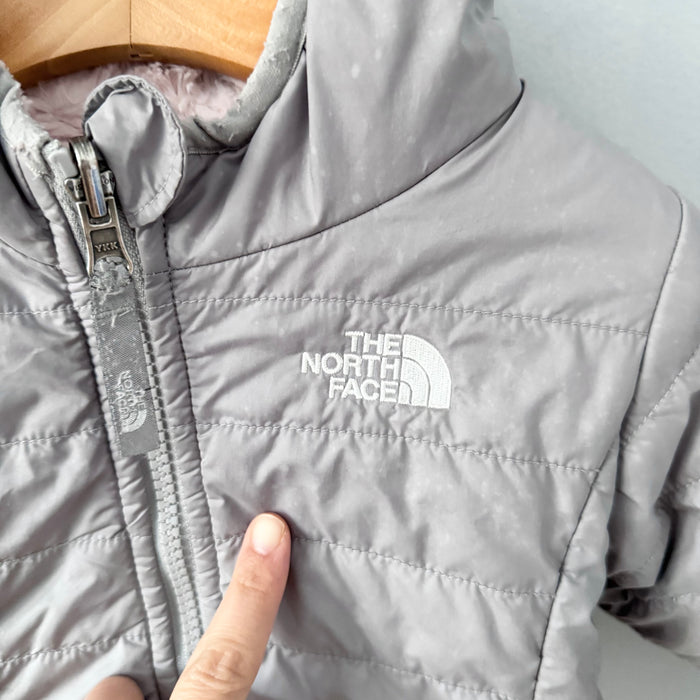 The North Face / Light grey x light pink reversible jacket / 12-18M