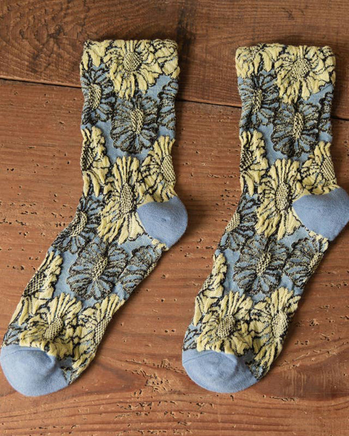 Tourtiwi, Embossed Sunflower, Crew Socks