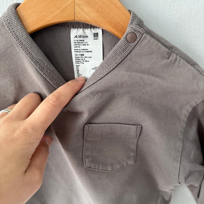 Uniqlo / Grey long sleeve T-shirt / 12-18M