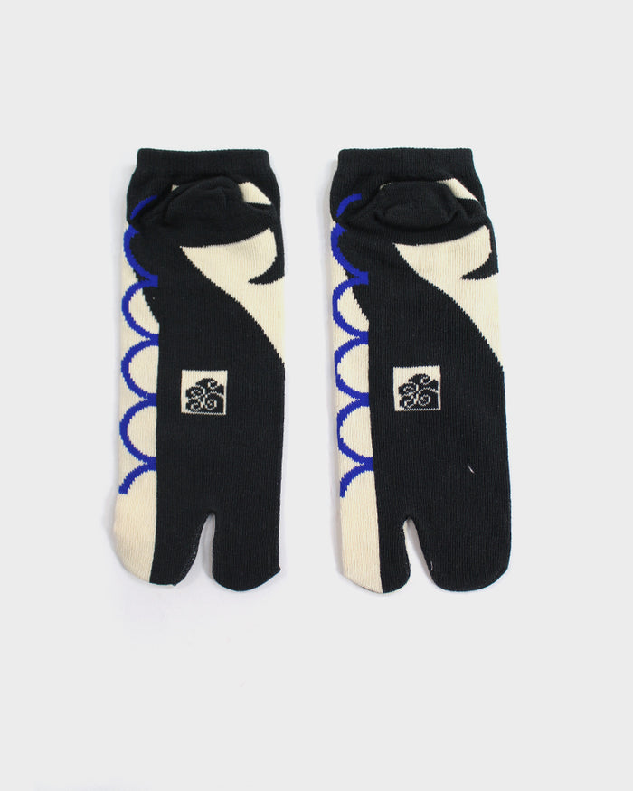 Wa-Modern, Tabi Socks, Ankle, Whale, Charcoal with Cream and Blue (M/L)
