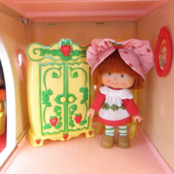 Wardrobe armoire closet for Strawberry Shortcake Berry Happy Home